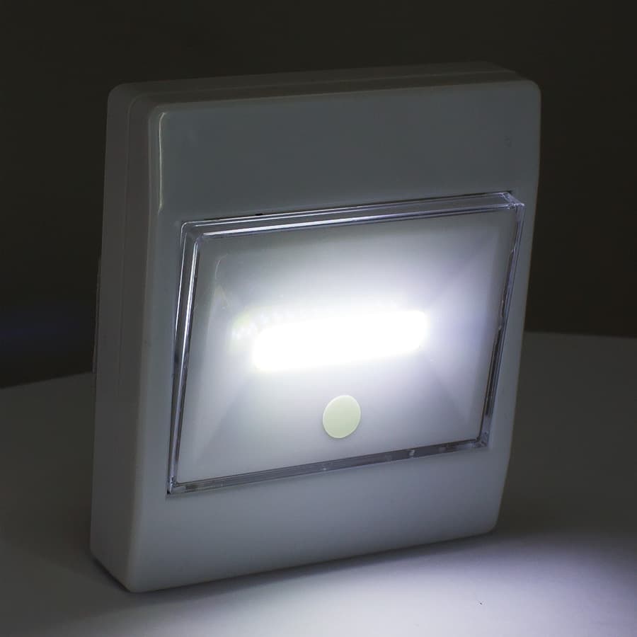 Luz LED de Emergencia 3